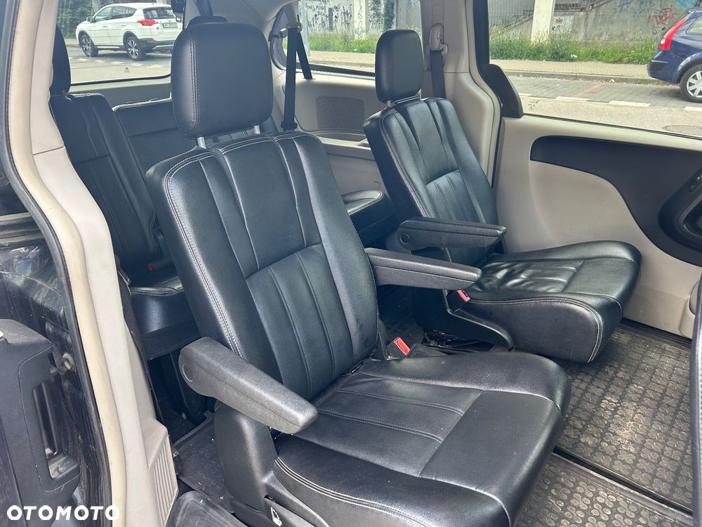 Chrysler Town & Country 3.6 Touring - 5