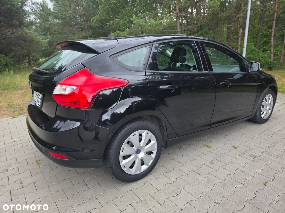 Ford Focus 1.6 Ambiente - 1