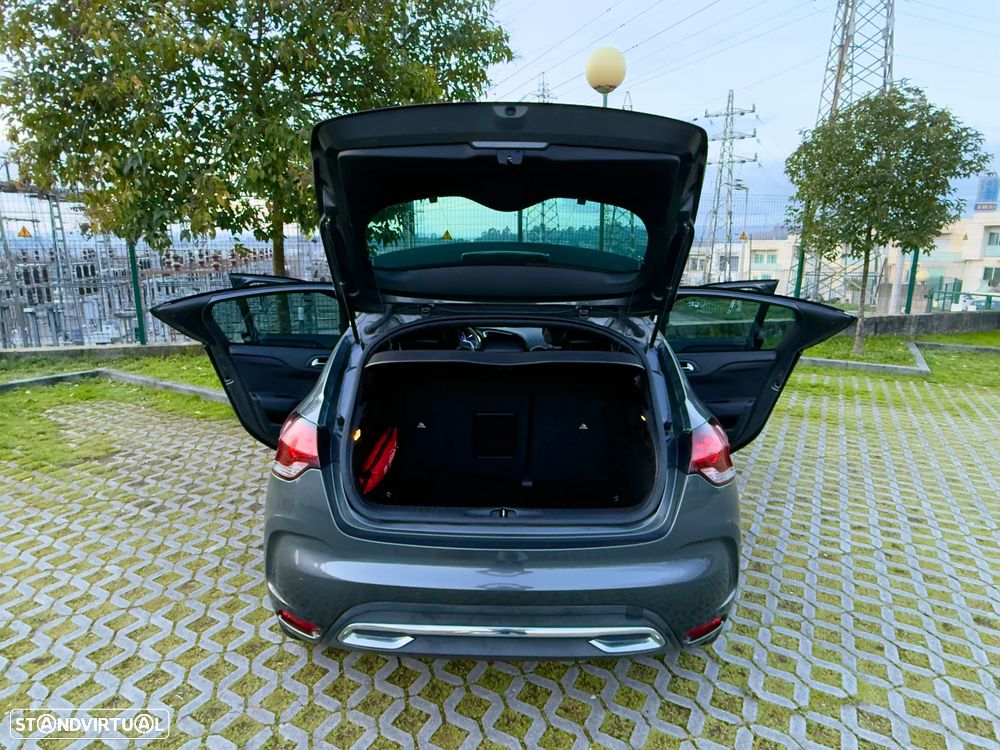 Citroën DS4 1.6 BlueHDi So Chic J18 - 17