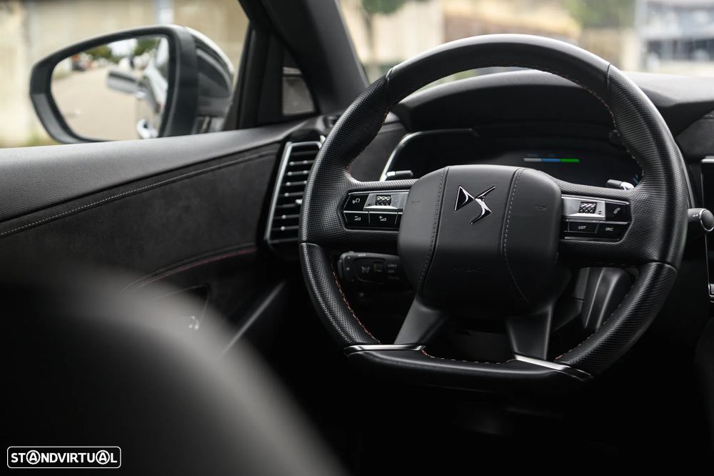DS DS7 Crossback E-Tense Performance Line EAT8 - 41