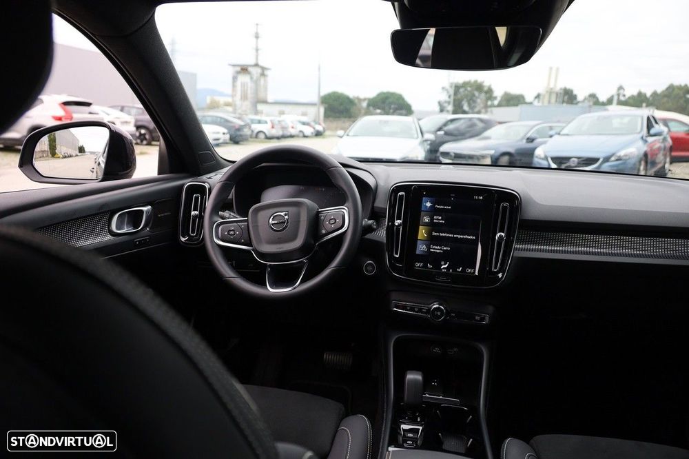 Volvo XC 40 1.5 T2 Plus Dark Auto - 18