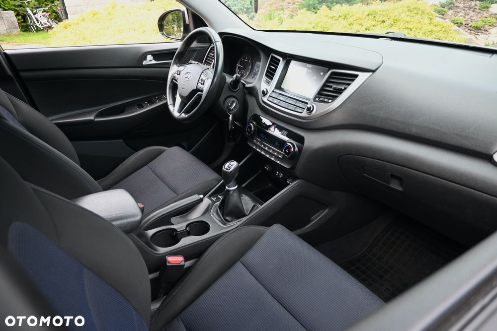Hyundai Tucson 1.7 CRDI BlueDrive Comfort 2WD - 22
