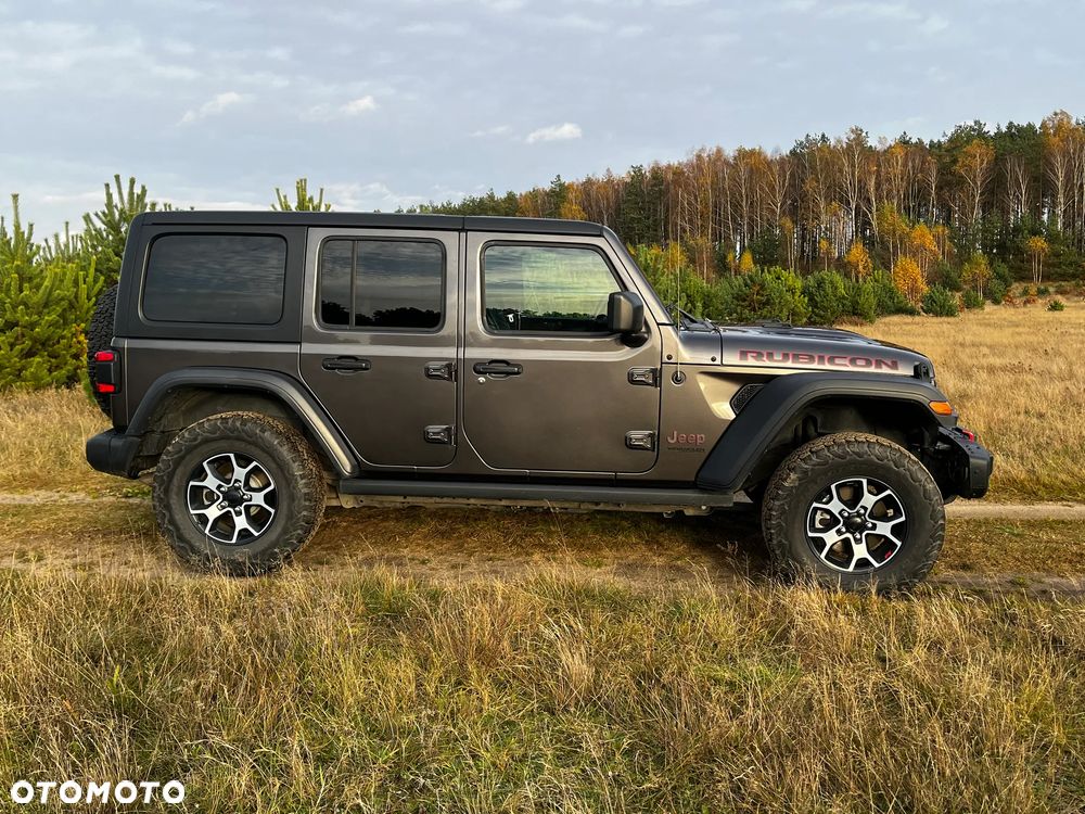 Jeep Wrangler - 11