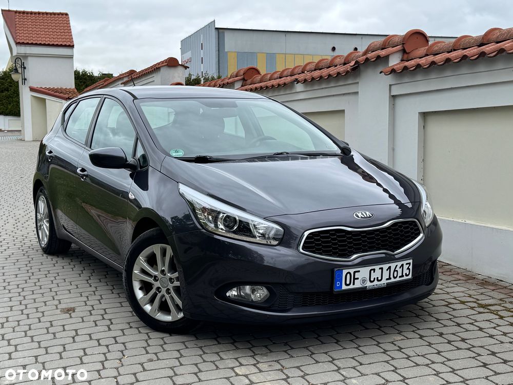 Kia Ceed - 3