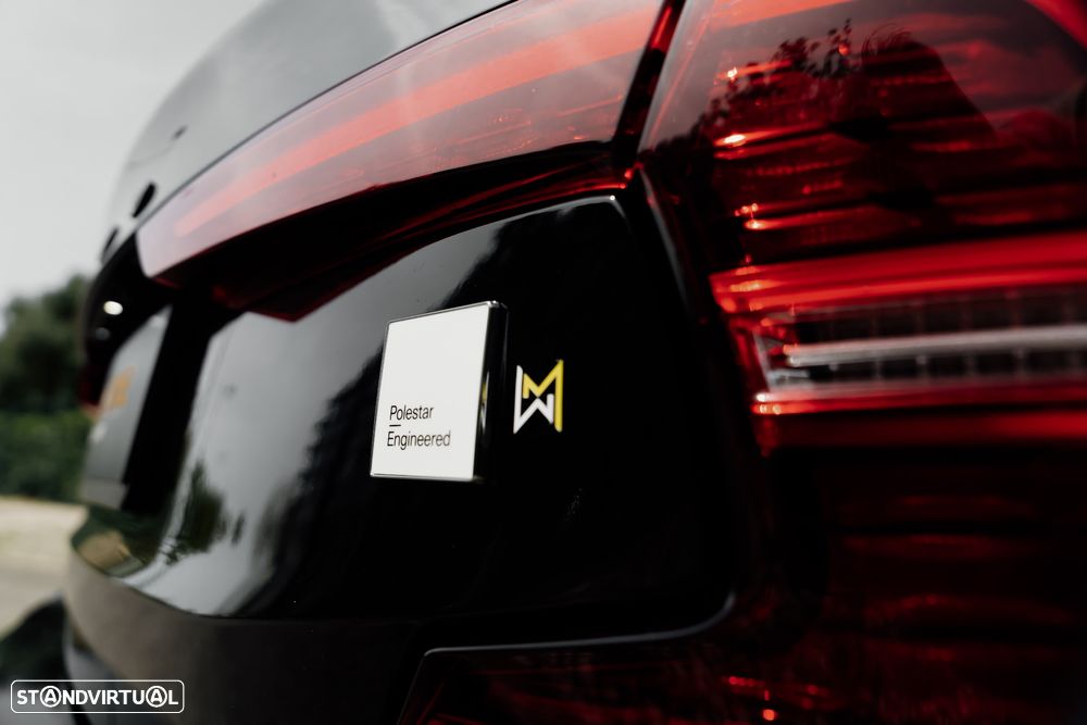 Volvo S60 T8 Recharge AWD Polestar Engineered - 27