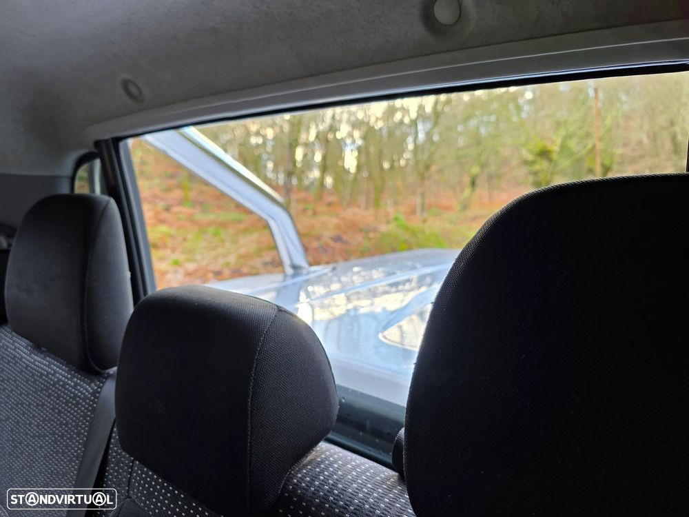 Mitsubishi L200 2.5 TD St Sport Full Box - 25