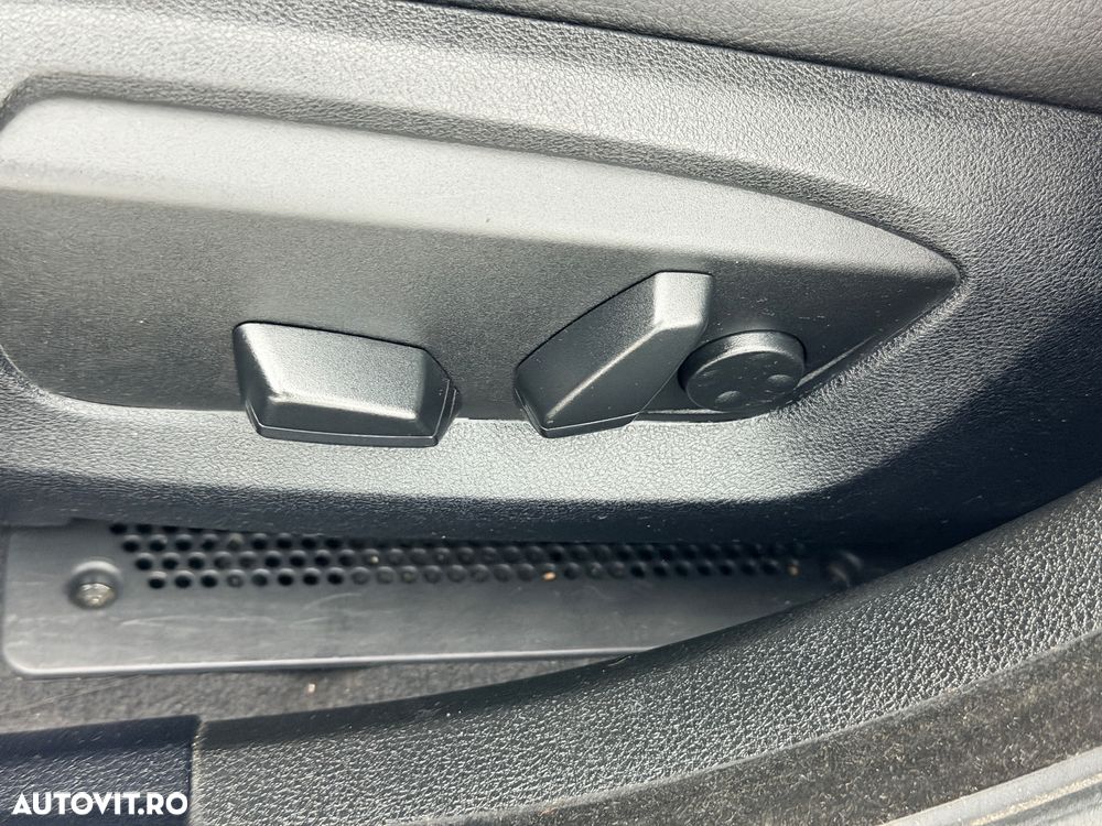 BMW Seria 5 520d Gran Turismo Aut. Luxury Line - 10