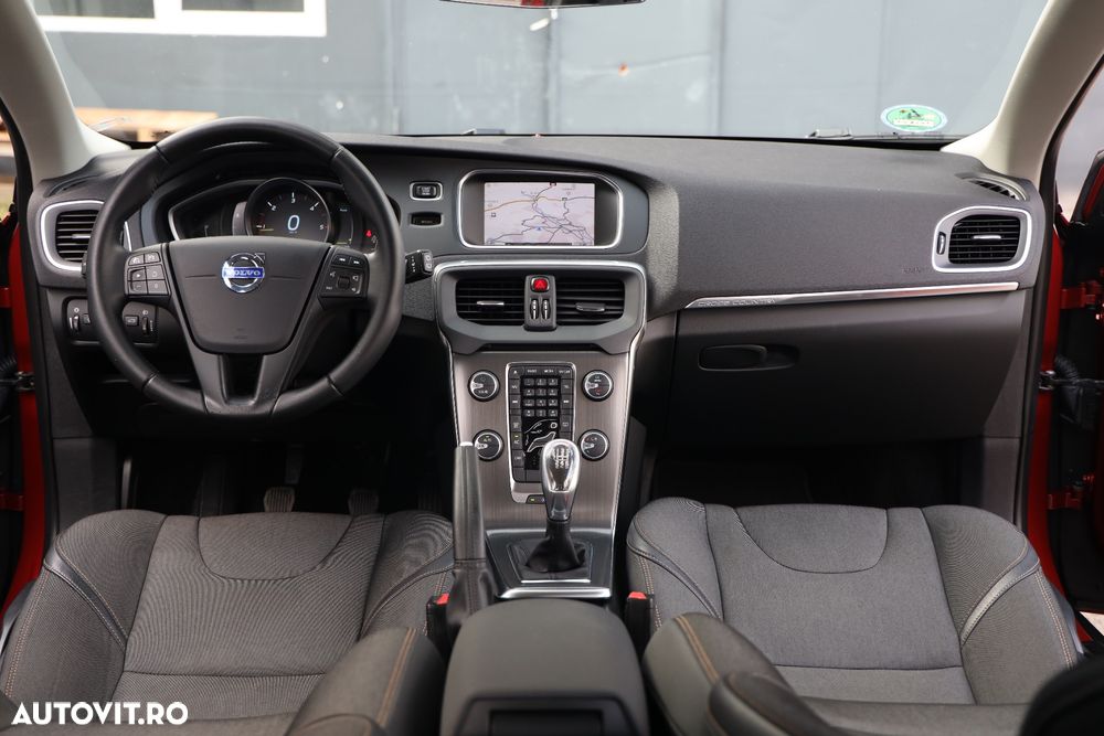 Volvo V40 Cross Country D2 - 14