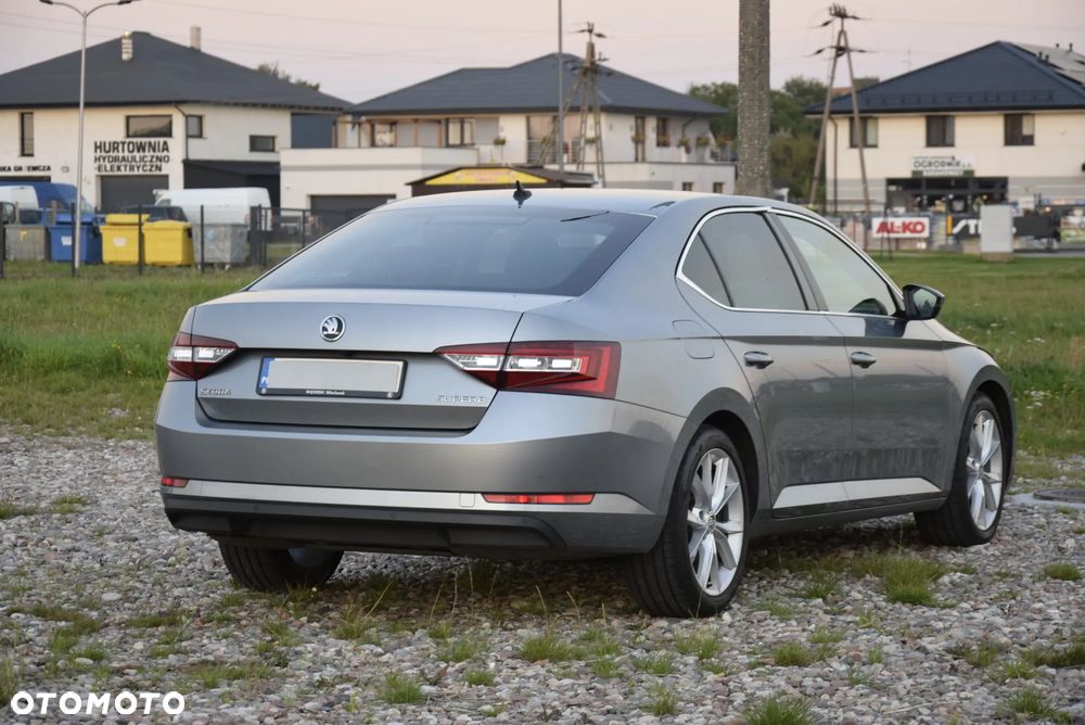Skoda Superb - 21