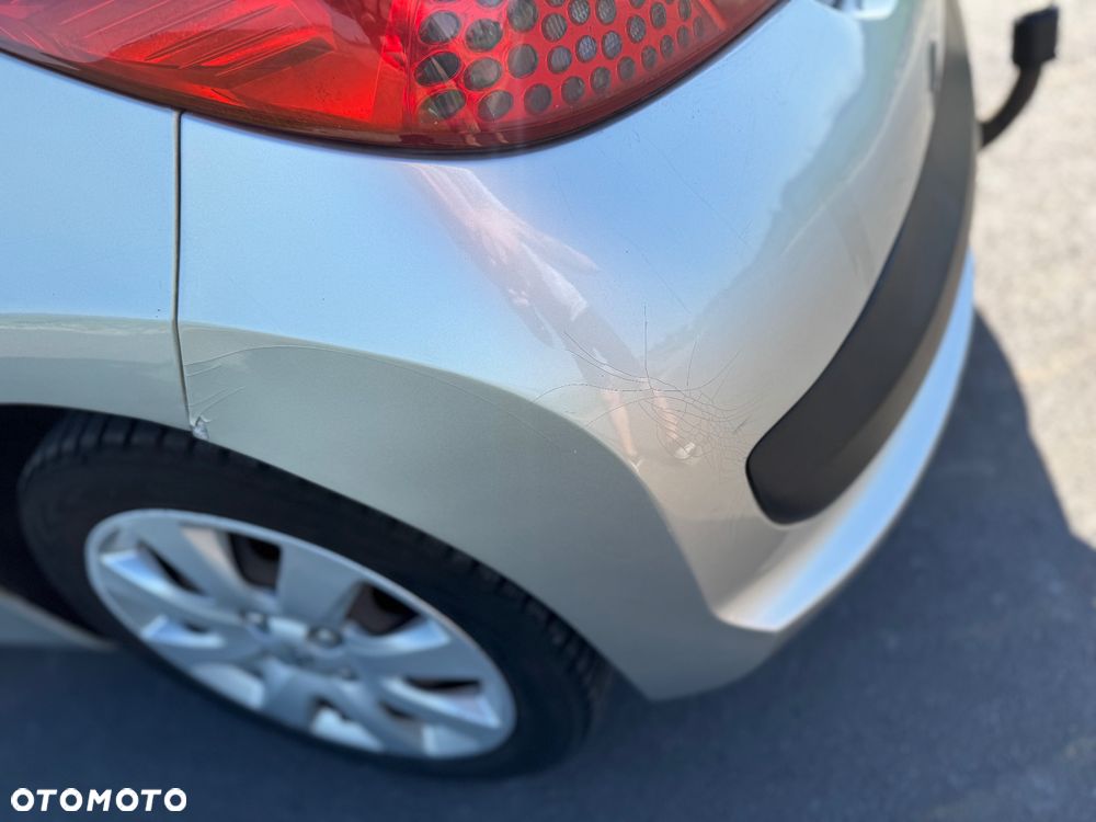 Peugeot 207 1.6 HDi 16V Trendy - 12