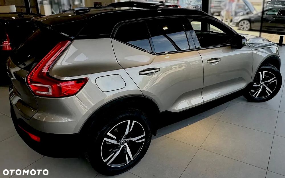 Volvo XC 40 T4 AWD Geartronic R-Design - 10