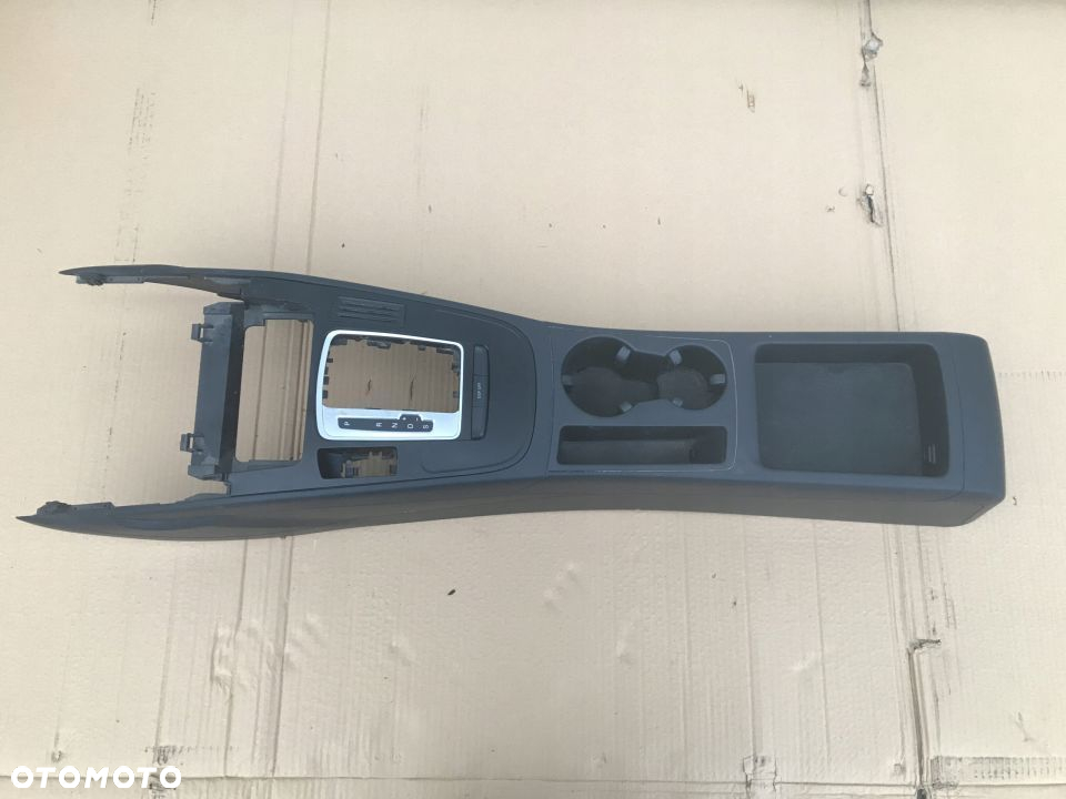 Tunel środkowy AUDI A4 B8 uchwyt na kubki napoje 8K0863244 - 2