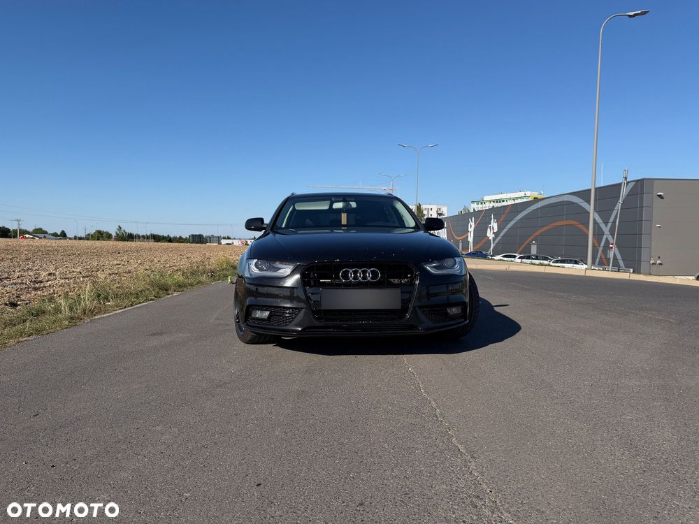 Audi A4 Avant 2.0 TDI Quattro Line - 6