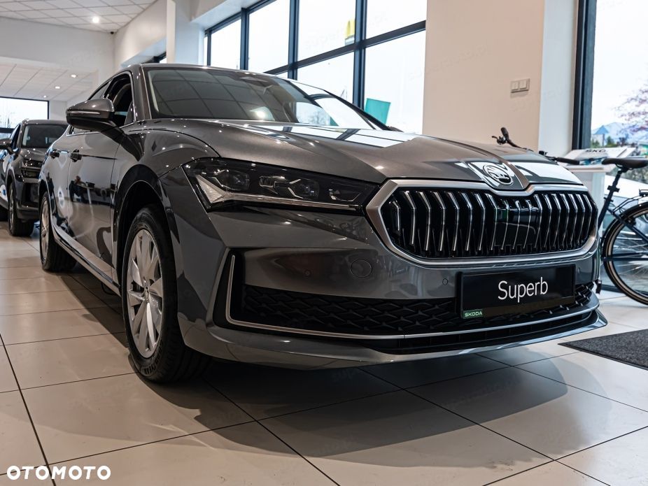 Skoda Superb 2.0 TDI SCR Edition 130 DSG - 3