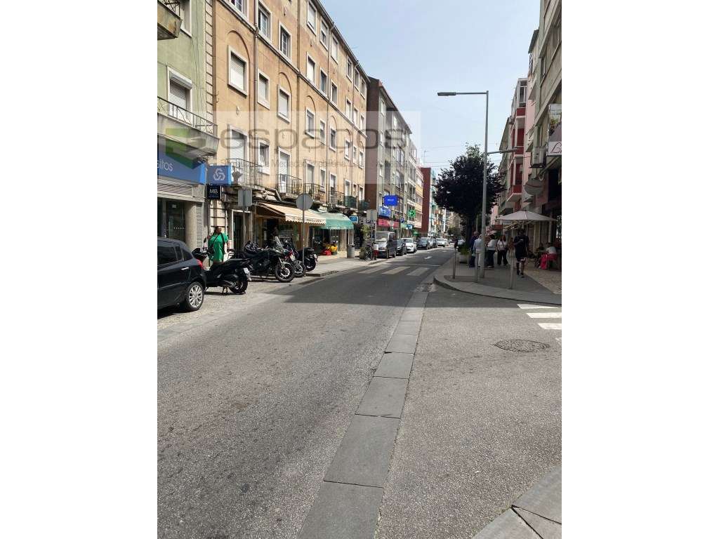 Loja no Centro de Moscavide - Grande imagem: 2/7