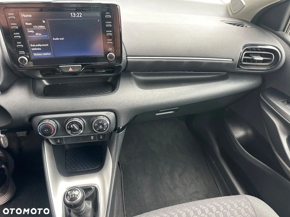 Toyota Yaris 1.5 Style - 21
