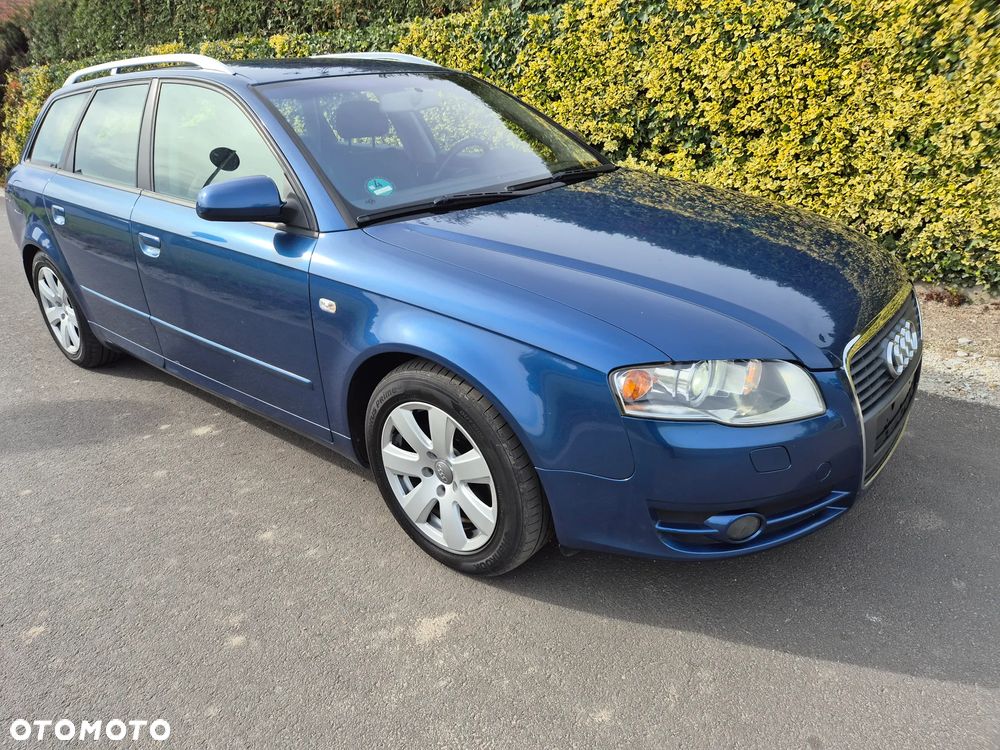 Audi A4 - 1