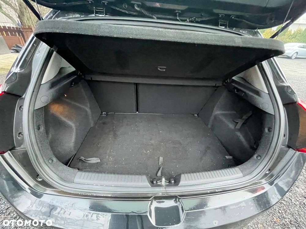 Kia Ceed 1.6 GDI Spirit - 21