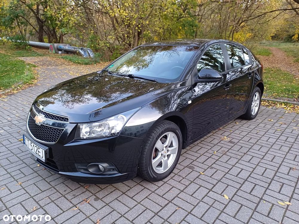 Chevrolet Cruze 2011 photo 2