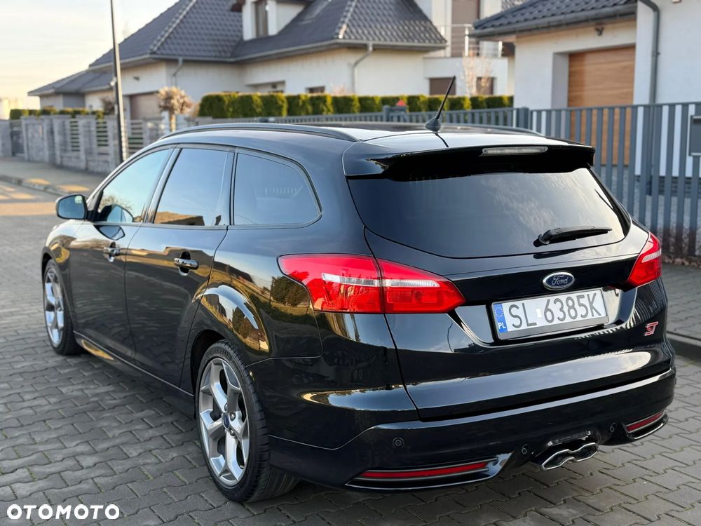 Ford Focus 2.0 TDCi ST - 9