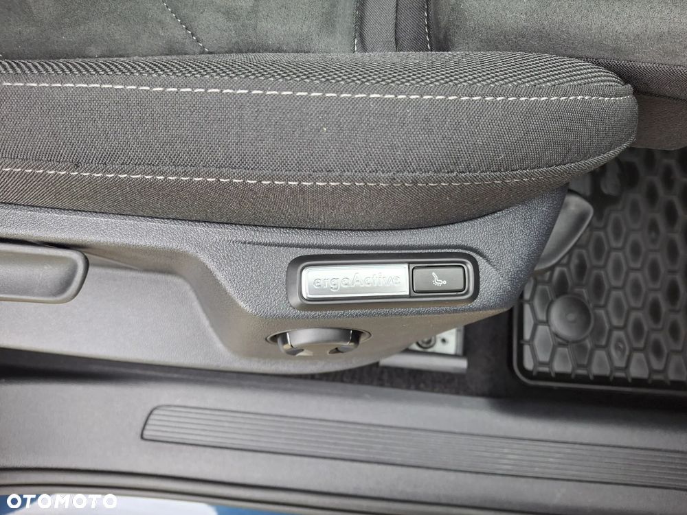 Volkswagen Tiguan 2.0 TDI SCR Life - 18