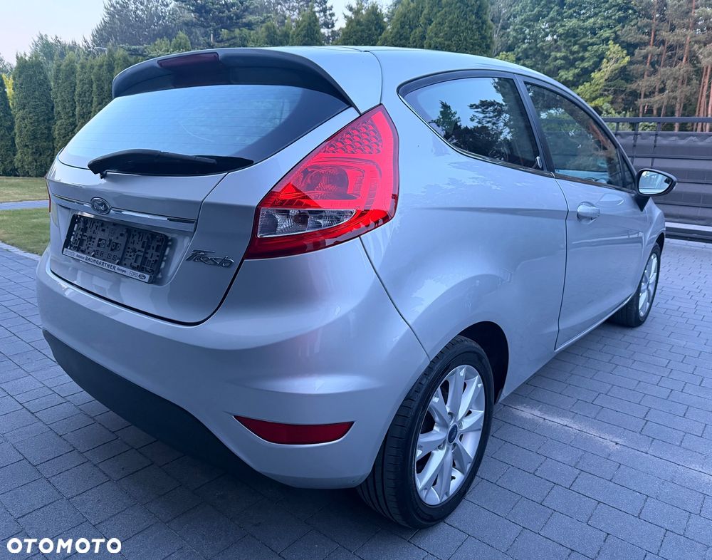 Ford Fiesta 1.4 Ghia - 7