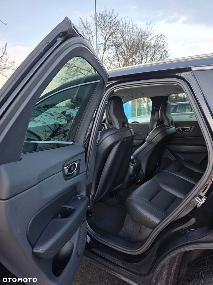 Volvo XC 60 T4 Inscription - 32