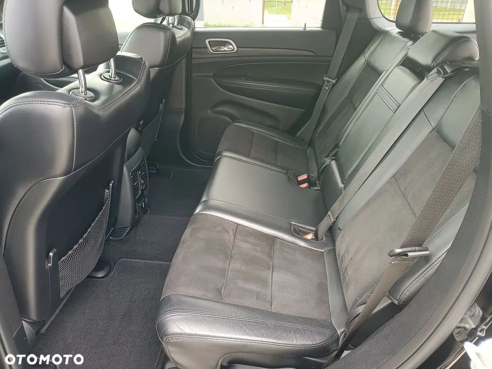 Jeep Grand Cherokee - 17