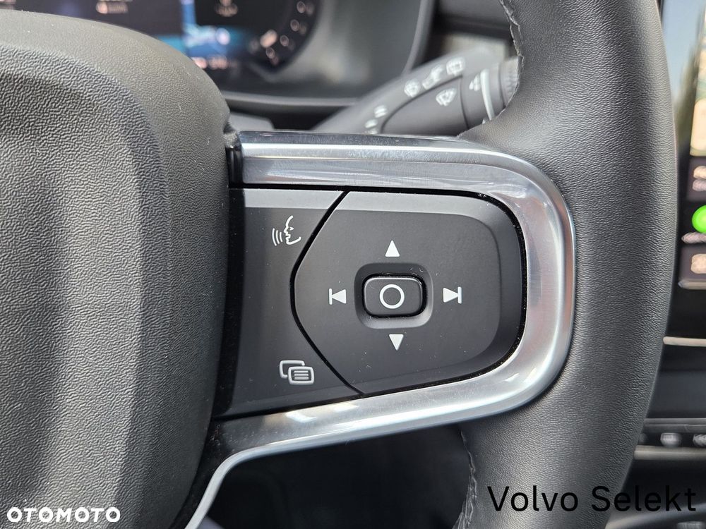 Volvo XC 40 - 30