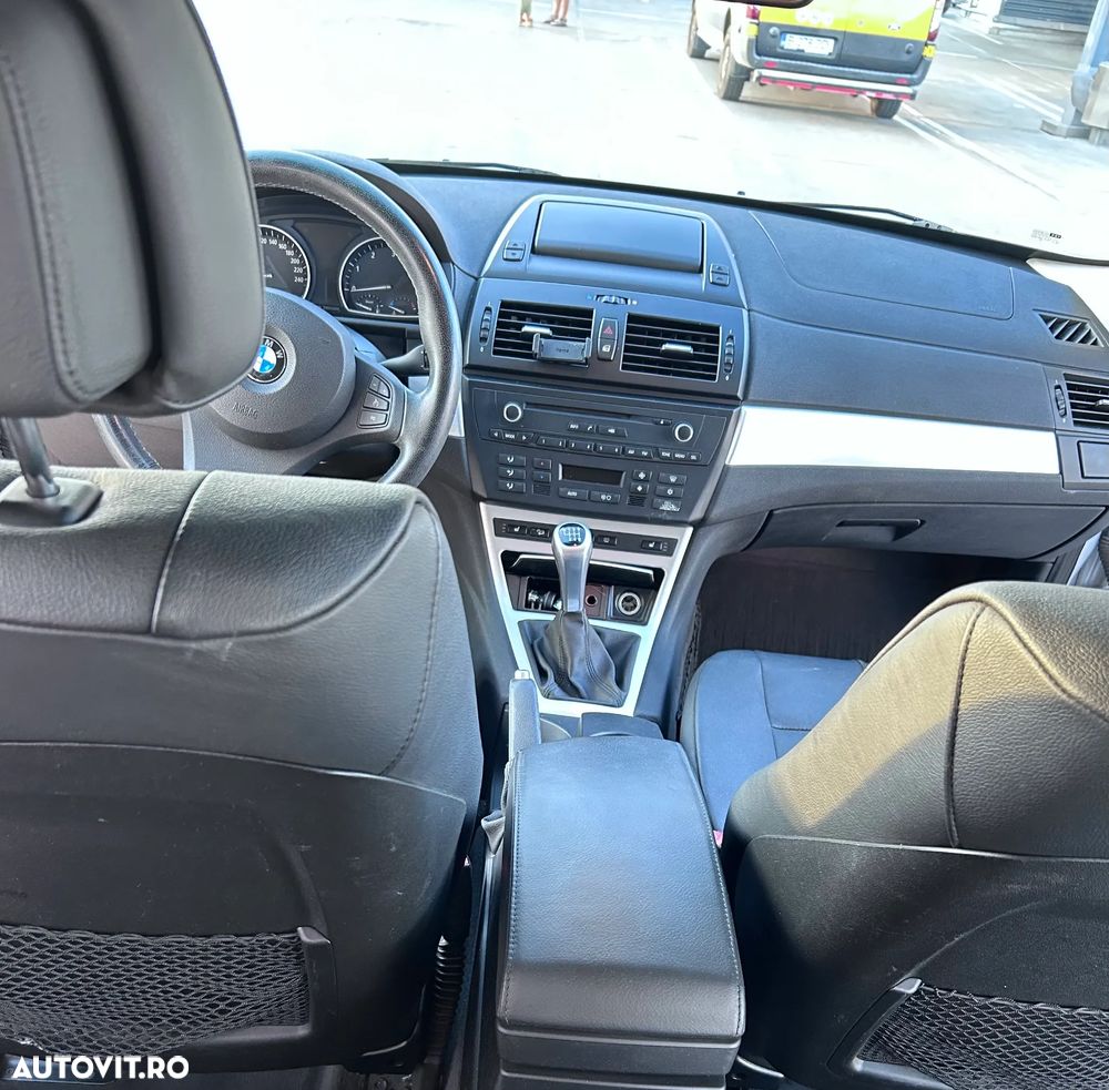 BMW X3 xDrive18d - 17