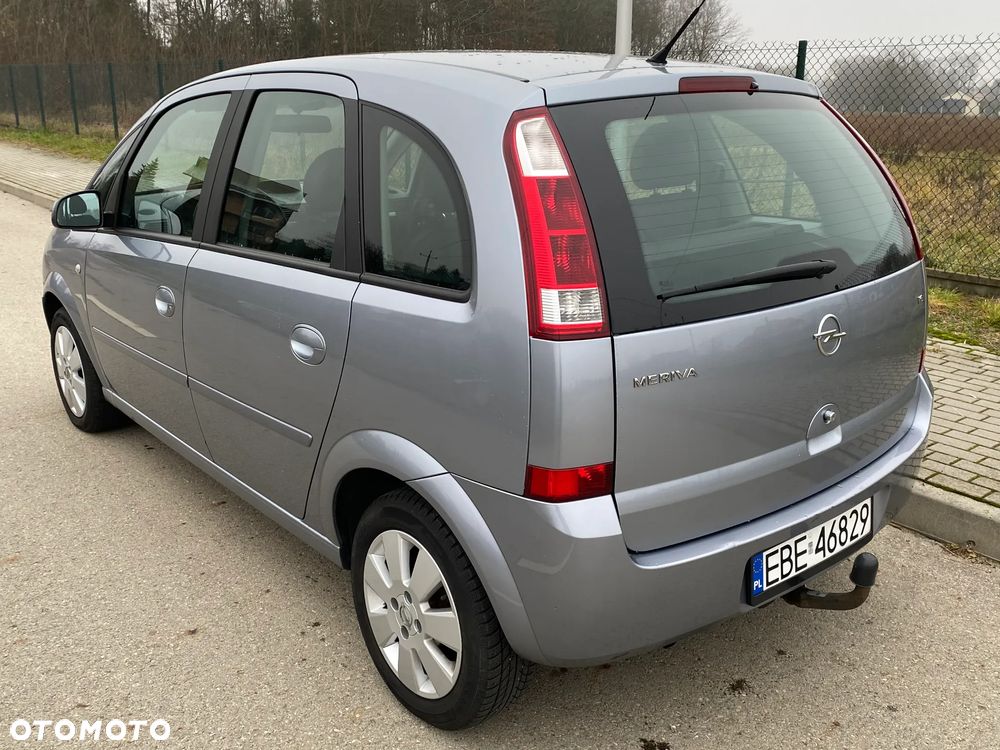 Opel Meriva 1.6 16V Essentia - 4