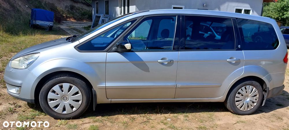 Ford Galaxy 2.0 Ghia - 4