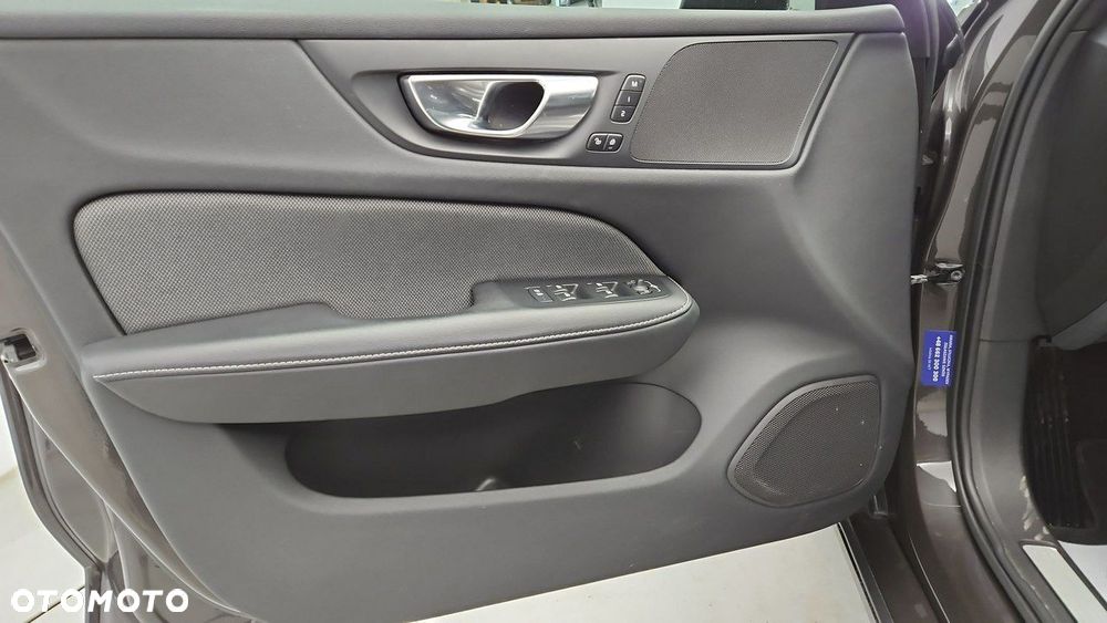 Volvo V60 B4 D Plus Dark - 10