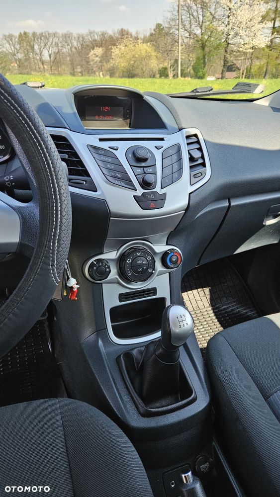 Ford Fiesta 1.4 TDCi Titanium - 10