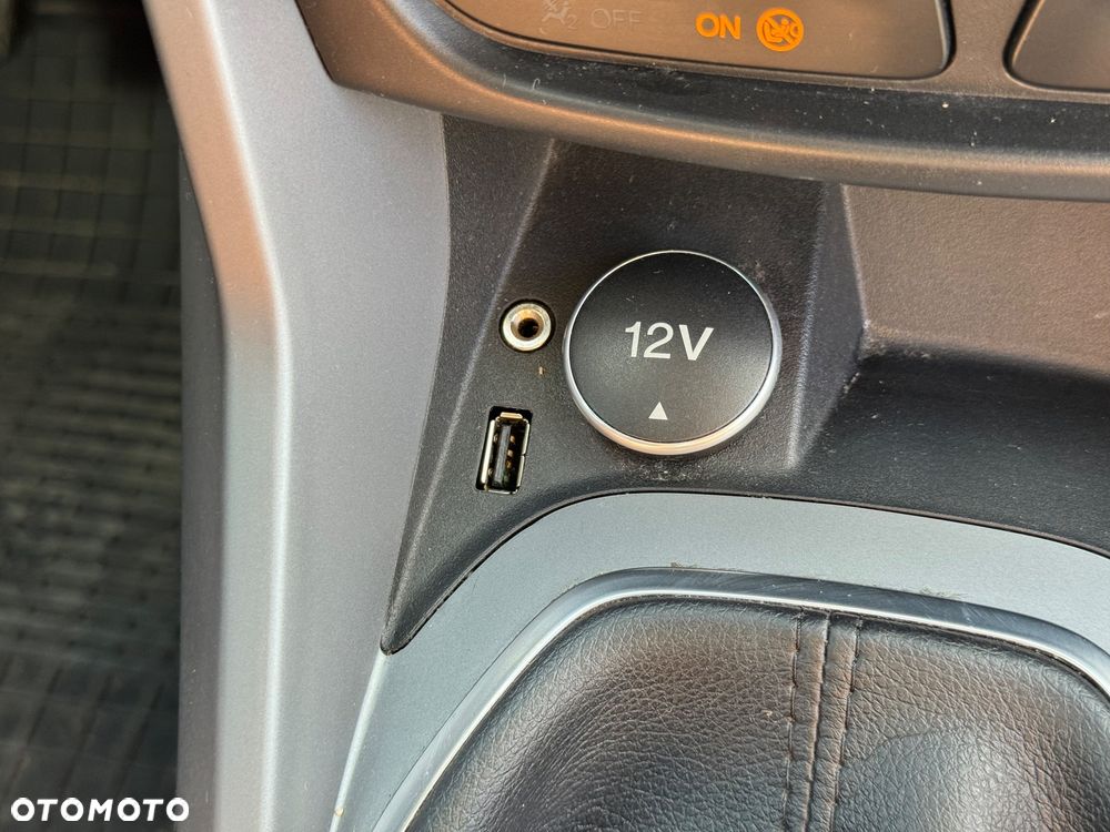 Ford B-MAX 1.0 EcoBoost Titanium EU6 - 29