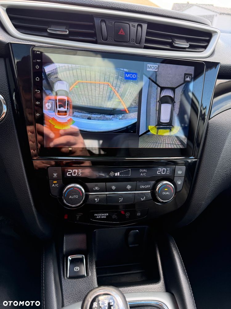 Nissan Qashqai 1.6 DIG-T 360 - 3