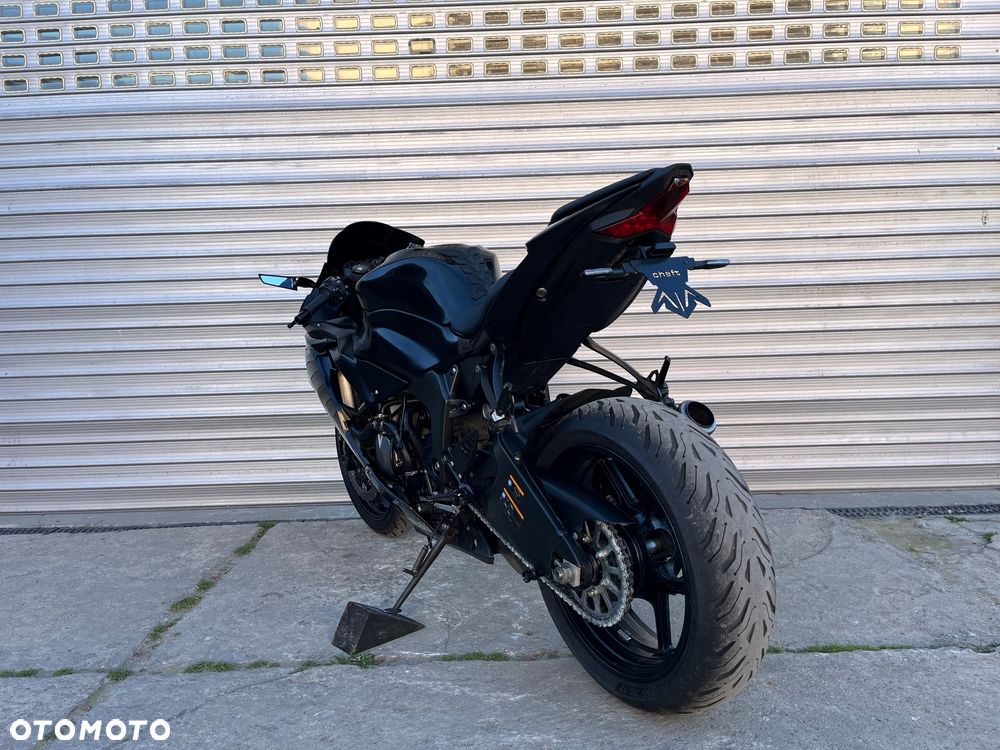 Kawasaki ZX - 27