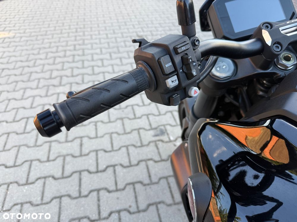 Honda CB - 28