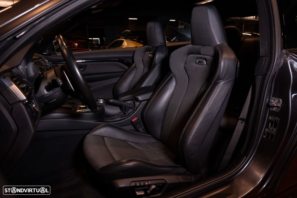 BMW M4 Auto - 14