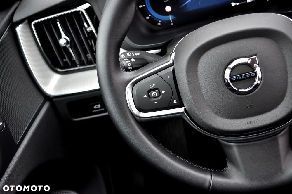 Volvo XC 60 B5 B AWD Geartronic Inscription - 26