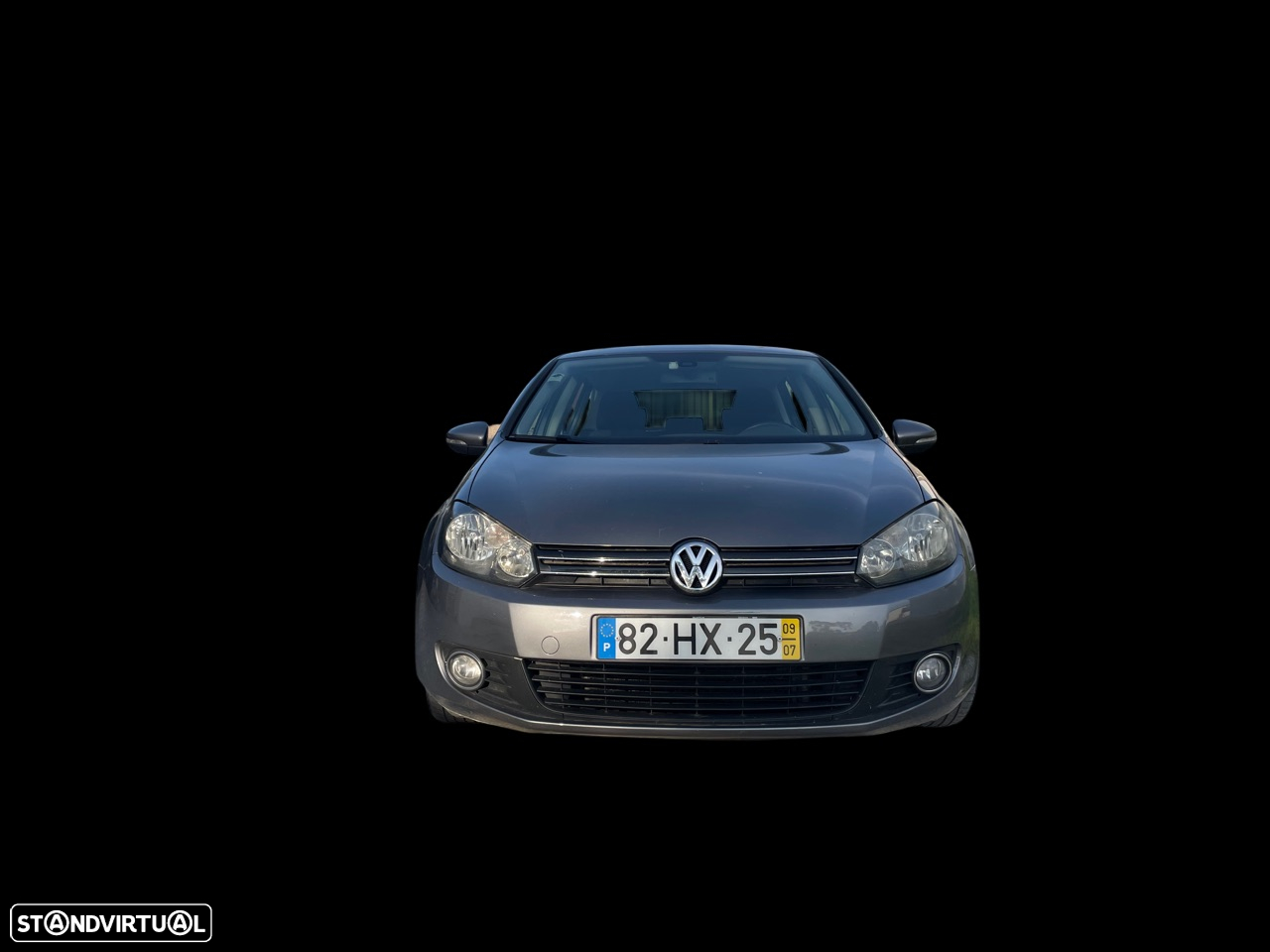 VW Golf 2.0 TDi Confortline - 4