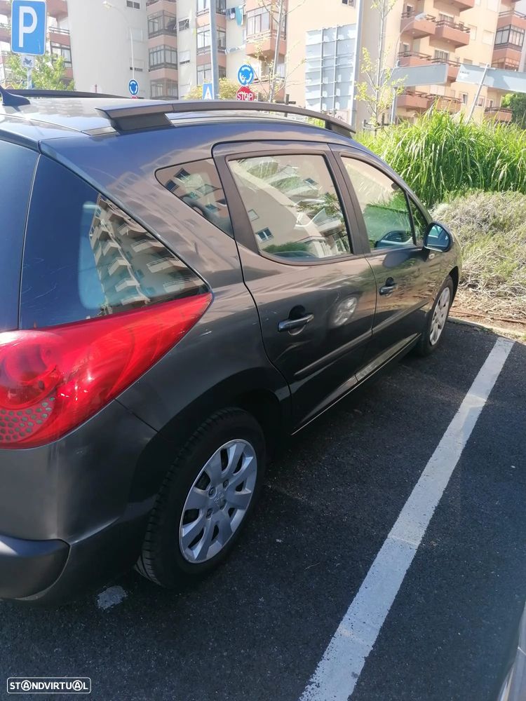 Peugeot 207 SW 1.4 Trendy - 13