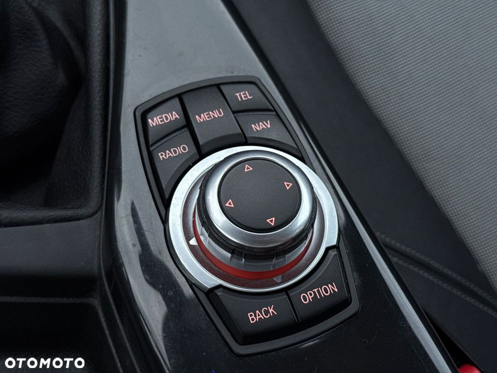 BMW Seria 1 118d Urban Line - 28