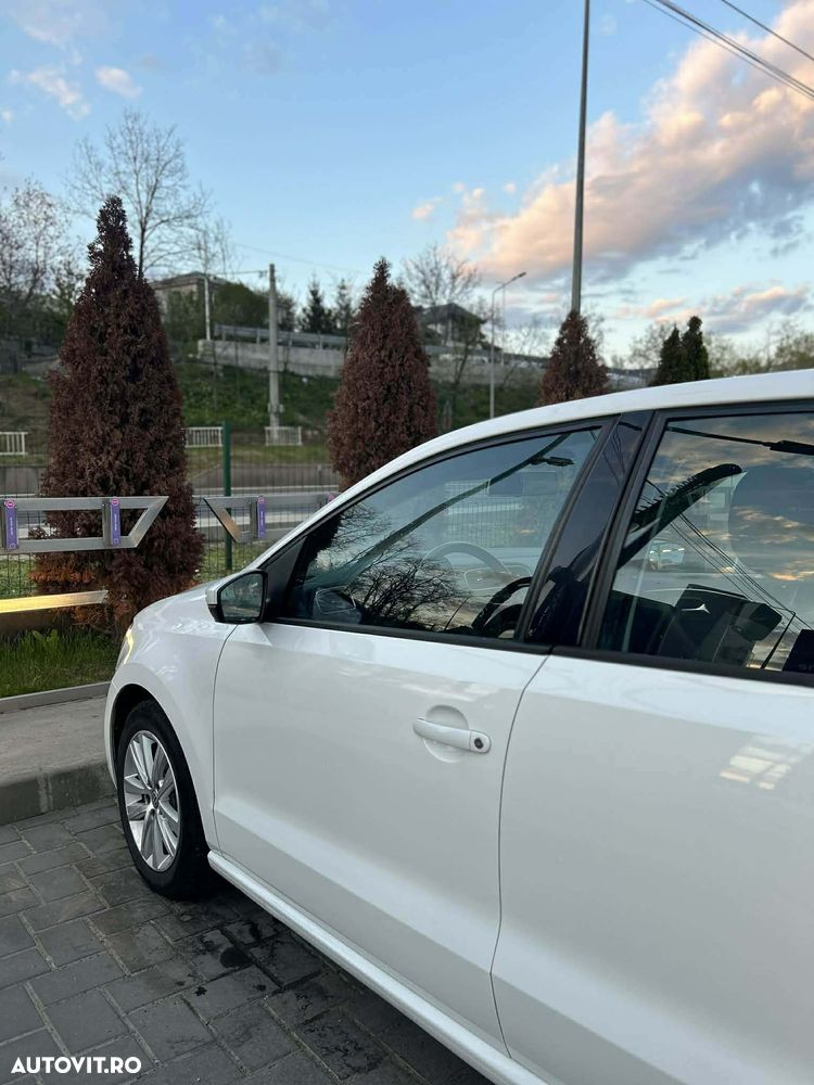 Volkswagen Polo - 8