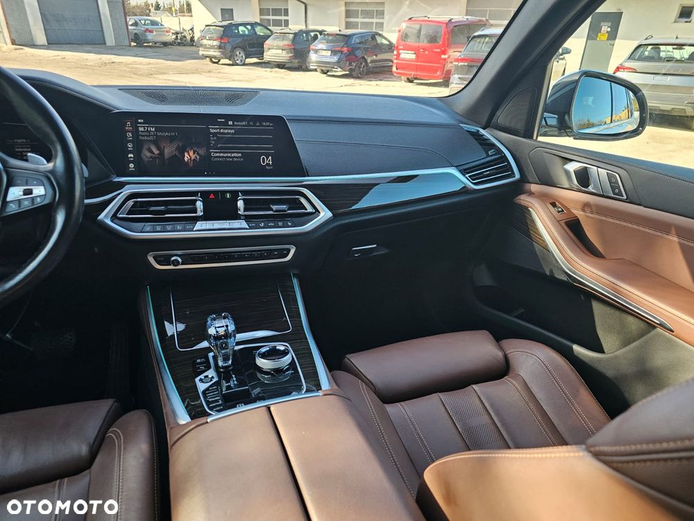 BMW X5 xDrive40i xLine - 24