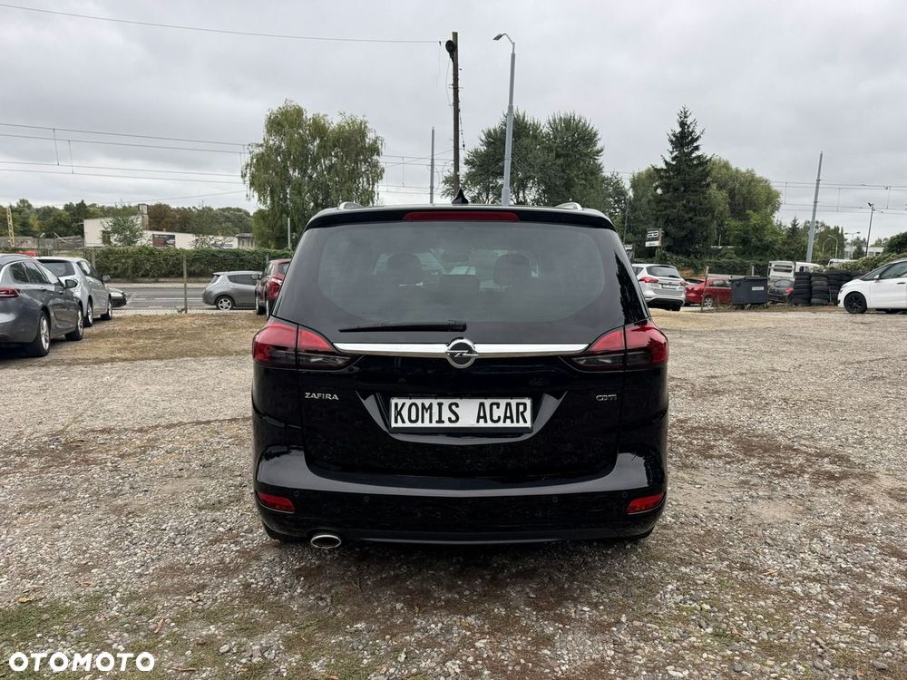 Opel Zafira - 38