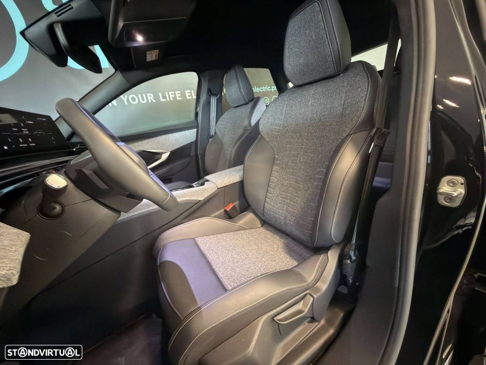 Peugeot E-3008 73 kWh Allure - 18