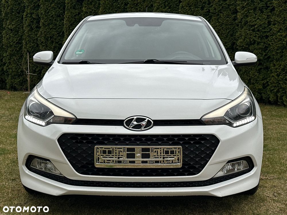 Hyundai i20 1.4 Wersja Jubileuszowa - 8
