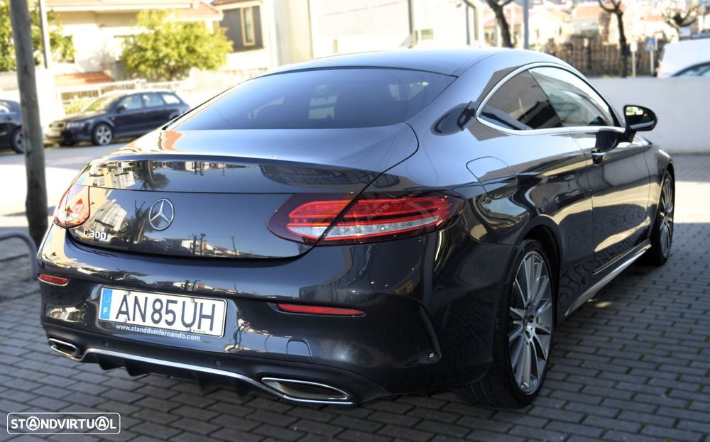 Mercedes-Benz C 300 AMG Line - 8