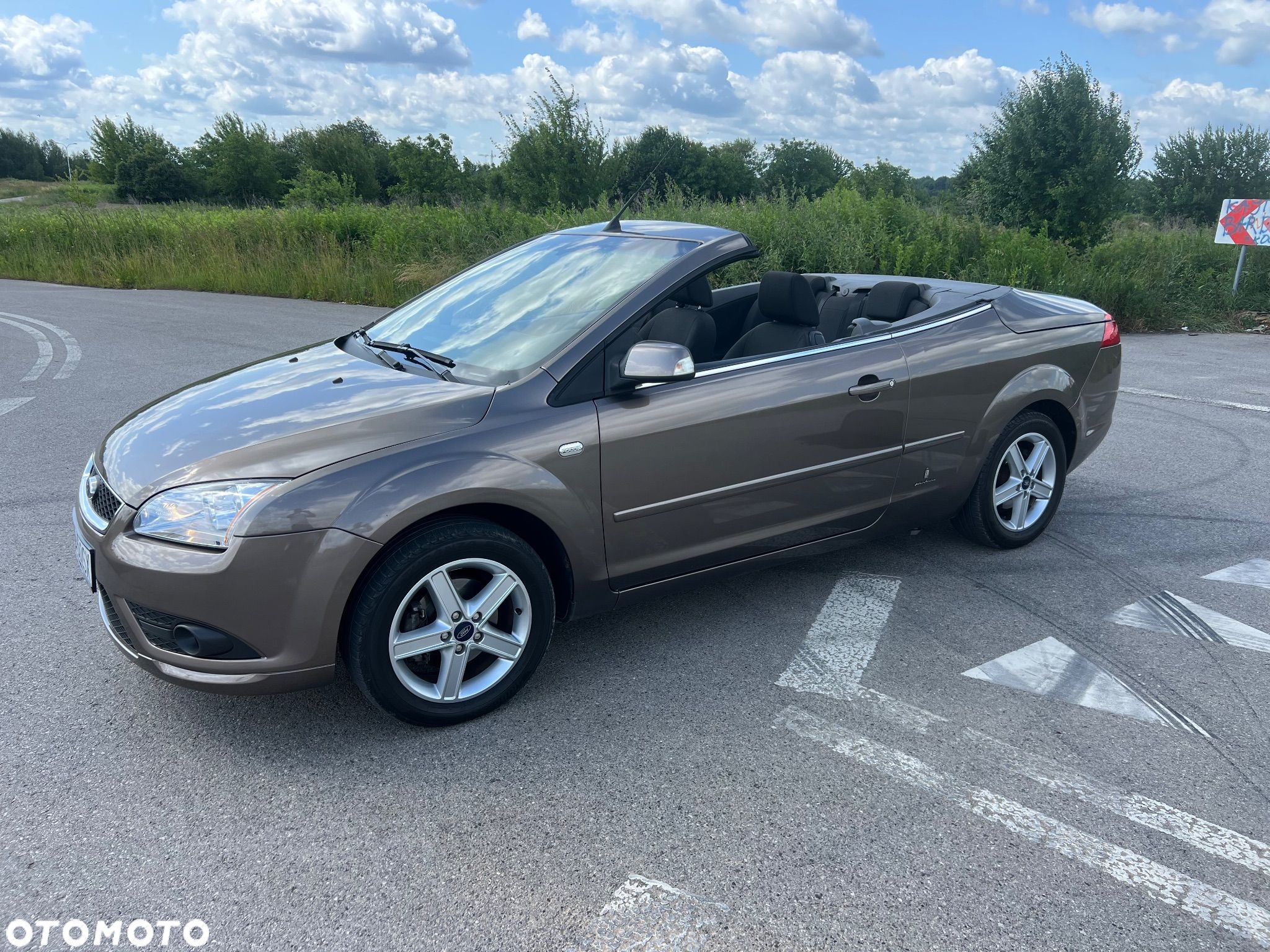 Ford Focus 1.6 16V Fun - 1